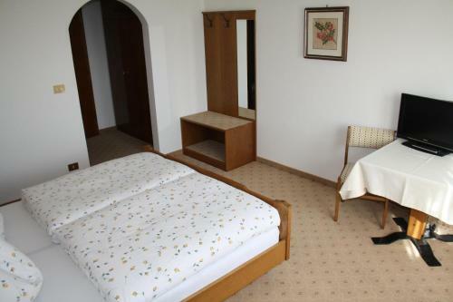 Hostal Garni P�hl