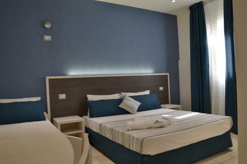 Hostal Affittacamere Torre Lapillo