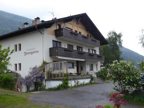 Hostal Pension Baumgarten