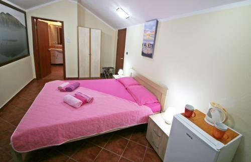 Hostal Guesthouse Katarina