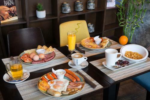 Hostal Le Marc Guest House