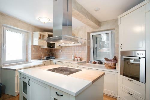 Luxury Montesa Old Town Apartment