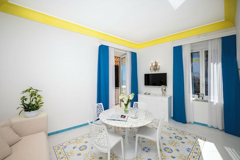 Hotel Villa Flavio Gioia