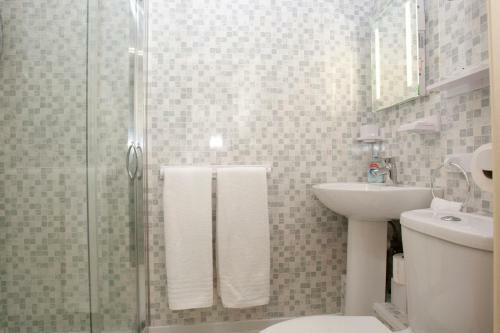 Hostal The Valentine (adult Couples Only)