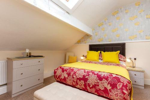 Hostal The Valentine (adult Couples Only)