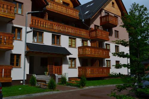 Apartament R�?a