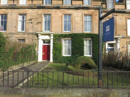 Hostal Thornfield Guest Residence