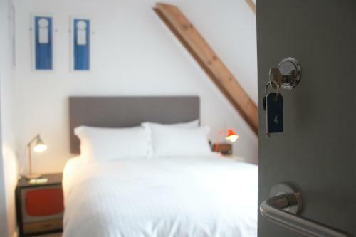 Bed & Breakfast The Blue Door