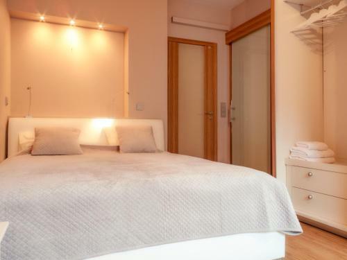 Chmielna Apartments - City Center