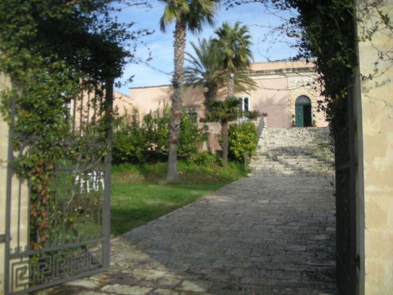 Hotel Villa Principe Di Belmonte