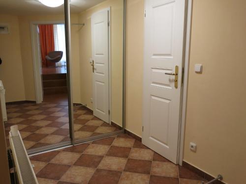 Apartment On Zamecky Vrch 417/27