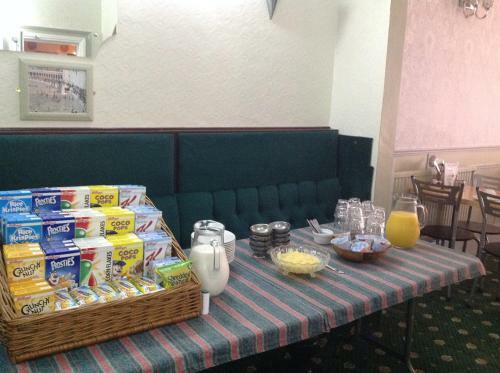 Hostal Myrtle House