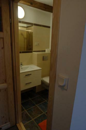 Hostal Academus - Cafe/pub & Guest House