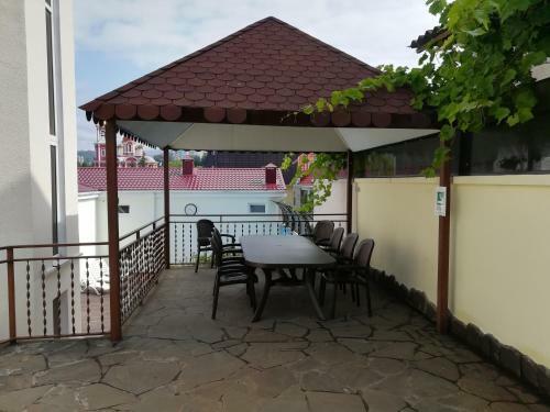 Hostal Guest House Na Mamayke +