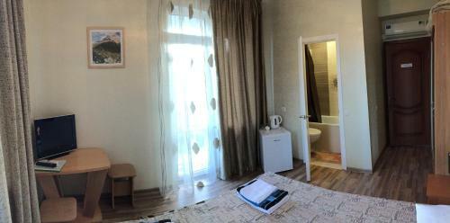 Hostal Guest House Na Korotkoy