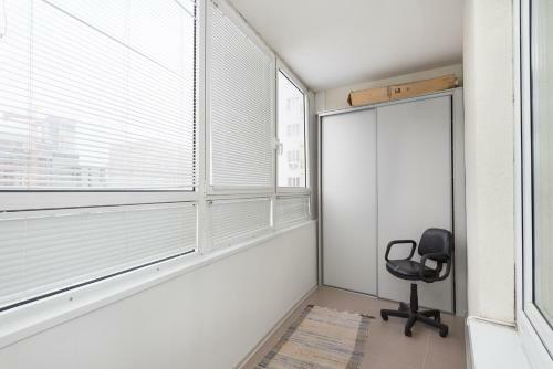 Apartment On Hohryakova 74