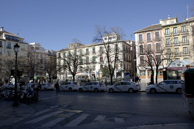 Hotel Puerta De Las Granadas