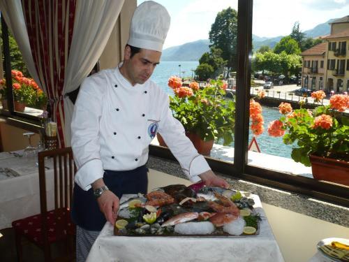Hotel Croce Bianca