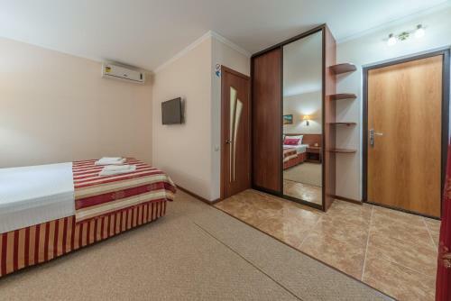 Hostal Narton Guest House