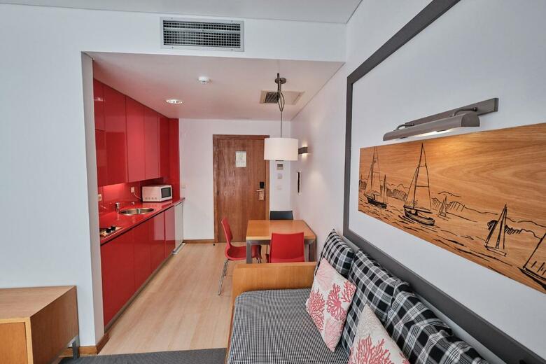 Hotel Apt. Praia Marina