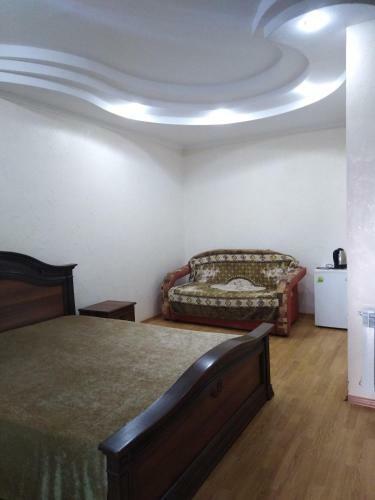 Hostal Ellaisa Guest House