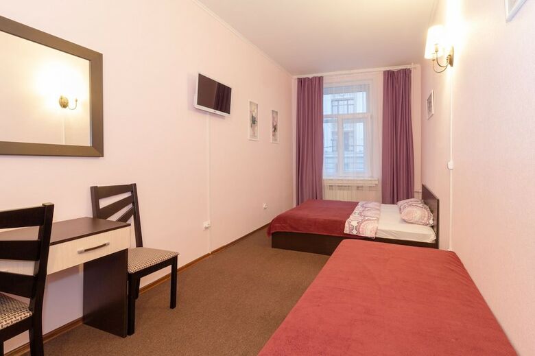 6 Rooms Mini Hotel