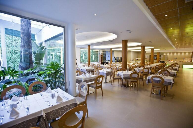 Riviera Beachotel (S�lo Adultos)