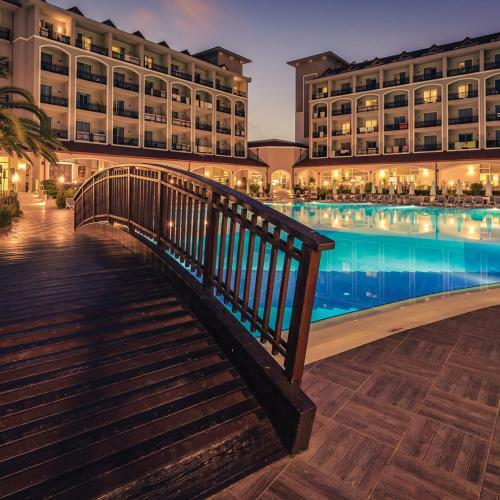 Paloma Oceana Resort - Luxury Hotel