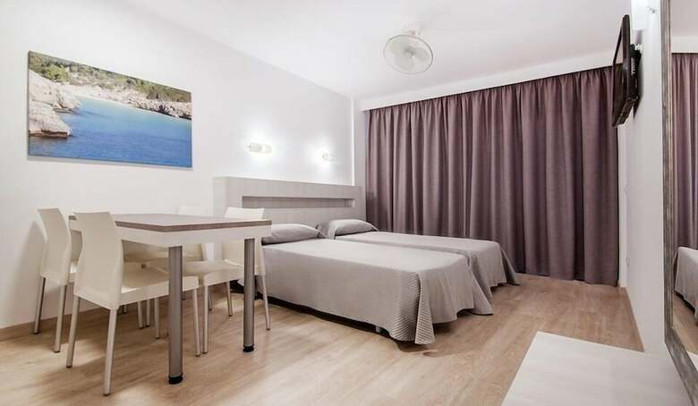 Apartamentos Sol Y Vera