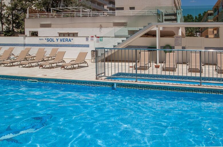 Apartamentos Sol Y Vera
