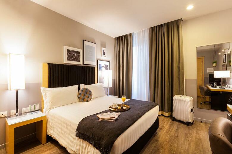 Hotel Holiday Inn Milan Garibaldi Station