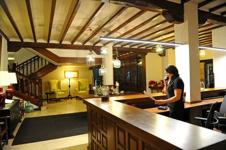 Hotel Parador De Santillana Del Mar