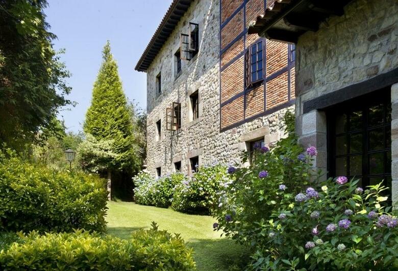 Hotel Parador De Santillana Del Mar