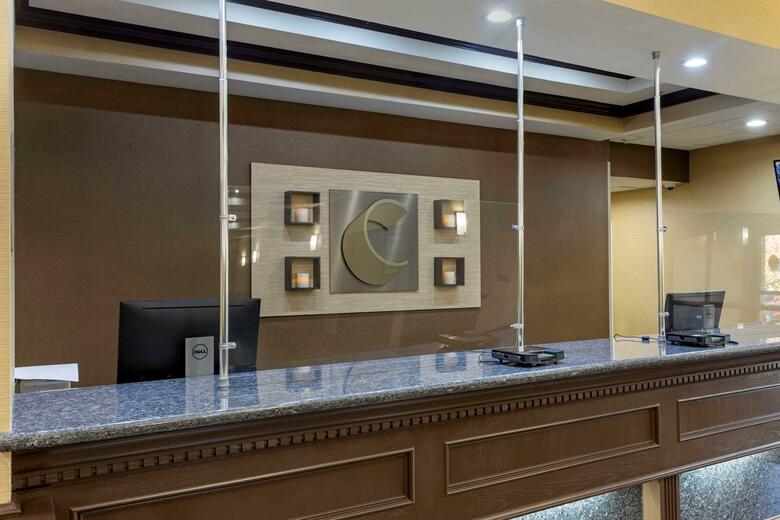 Hotel Comfort Inn And Suites (little Rock)