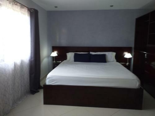 Villa Thoga Vacation Rentals & Tours