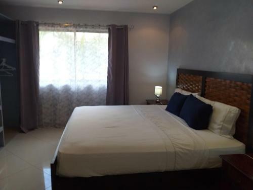 Villa Thoga Vacation Rentals & Tours