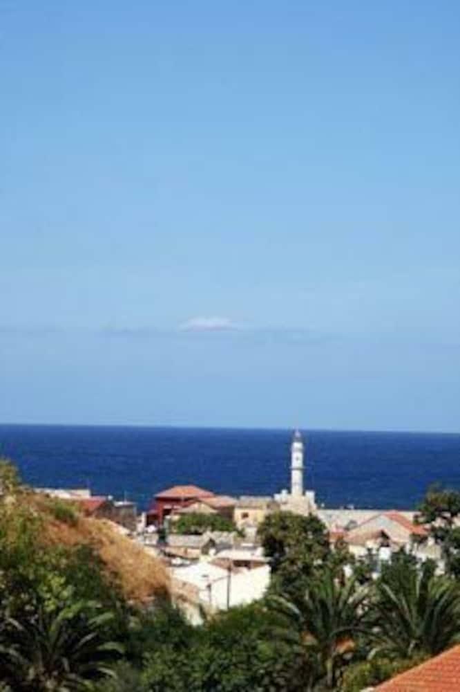 Arkadi Hotel