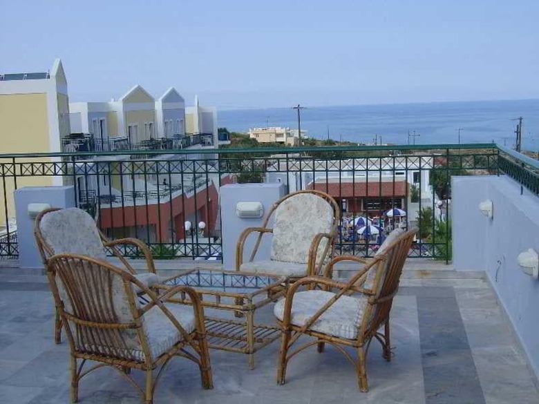 Apartments Camari Garden Hotel