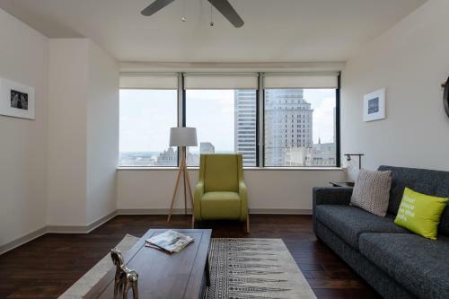 Elm Street Apartment By Stay Alfred