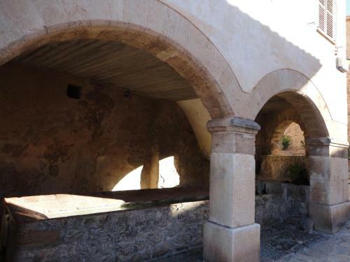Bed & Breakfast Allotjaments Serra De Tramuntana