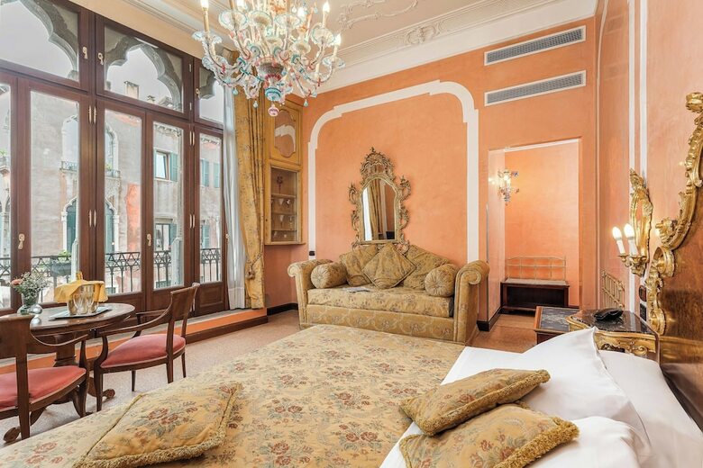 Hotel San Mois�