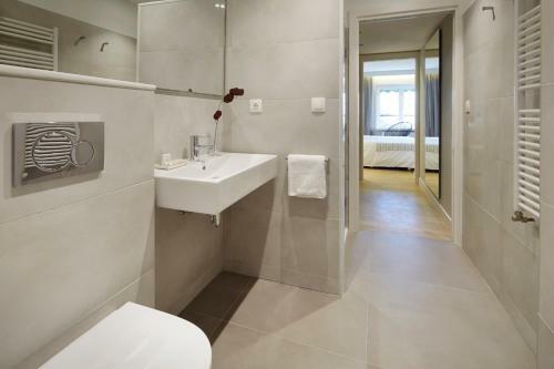 Bella Easo 3 Apartment By Feelfree Rentals