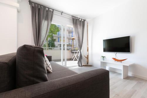 Vista Roses Mar - Apartamento Con Piscina