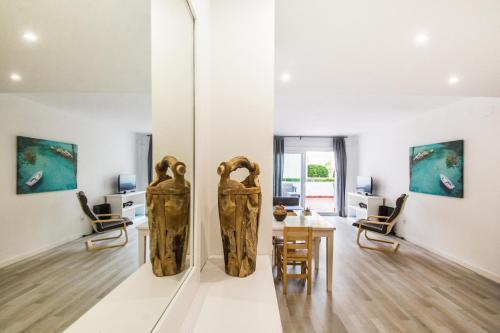 Vista Roses Mar - Apartamento Con Piscina