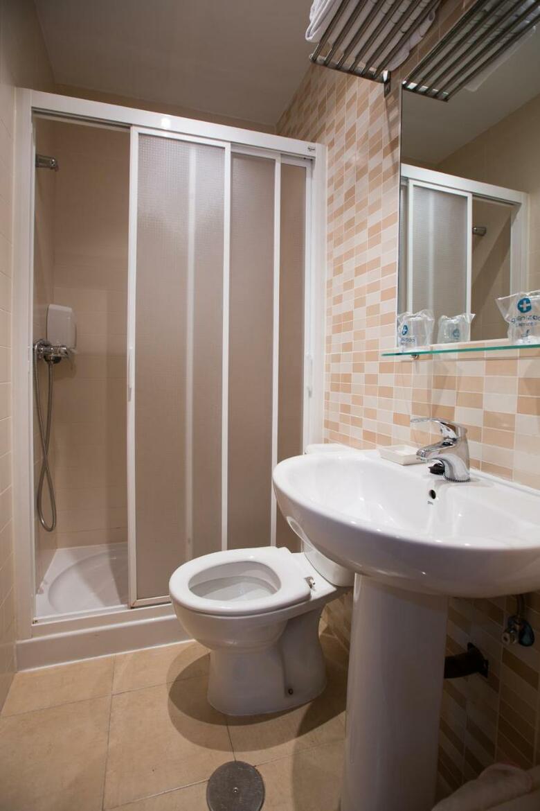 Hostal Gaudi Cuenca