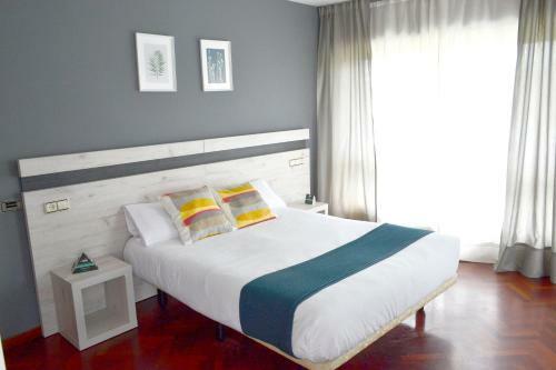 Hotel Hostal Alda Puerta Coru�a