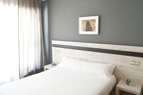 Hotel Hostal Alda Puerta Coru�a