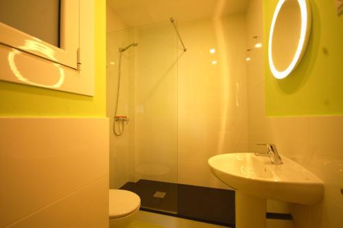 Apartamento Lets Holidays New Flat Beachfront In Castelldefels