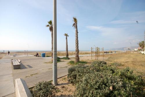 Apartamento Lets Holidays New Flat Beachfront In Castelldefels