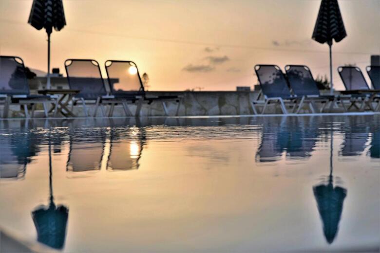 Golden Bay Hotel
